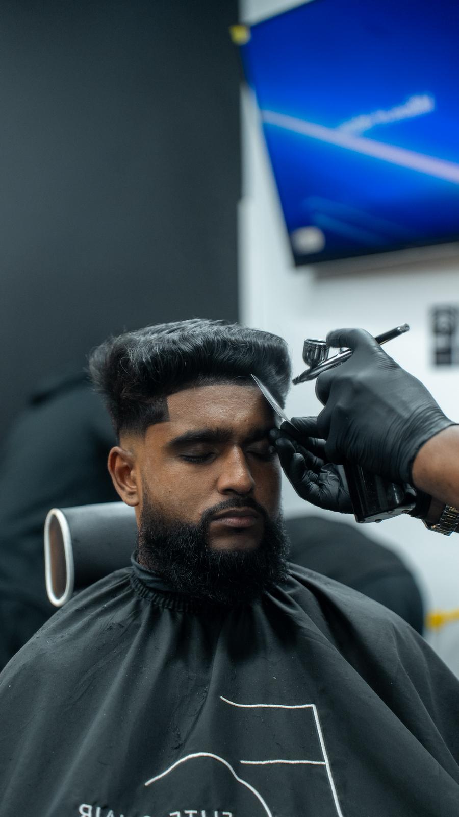 Elite Chair Barber beard trim and line up service